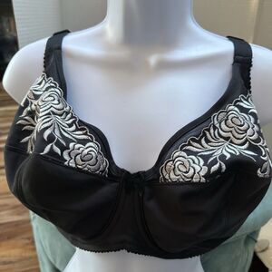 Elila Embroidered Microfiber Underwire Bra 2401 Black & White Size 36F NWOT